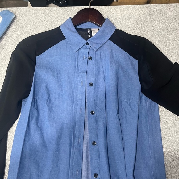 Size 2 Dress shirt - Black Mesh Sleeves Divided H&M - Picture 3 of 3